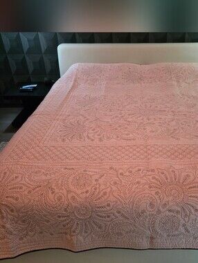 Nostalgia Home Fashions King 108x94 100% Cotton Reversible Floral Quilt